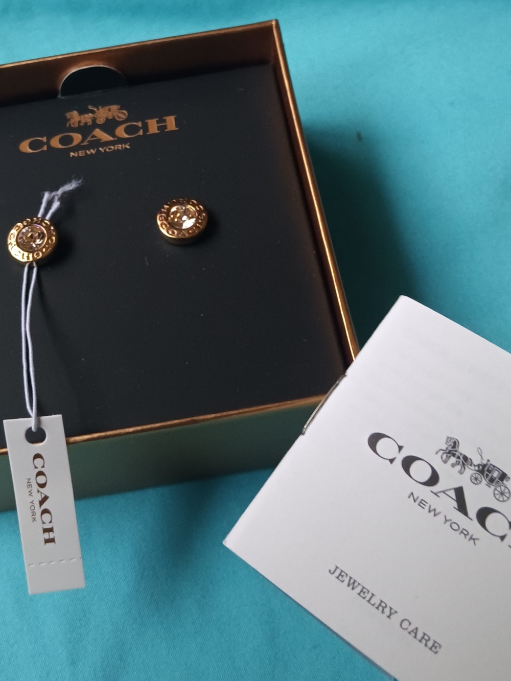 COACH OPEN CIRCLE STUDS BOXED